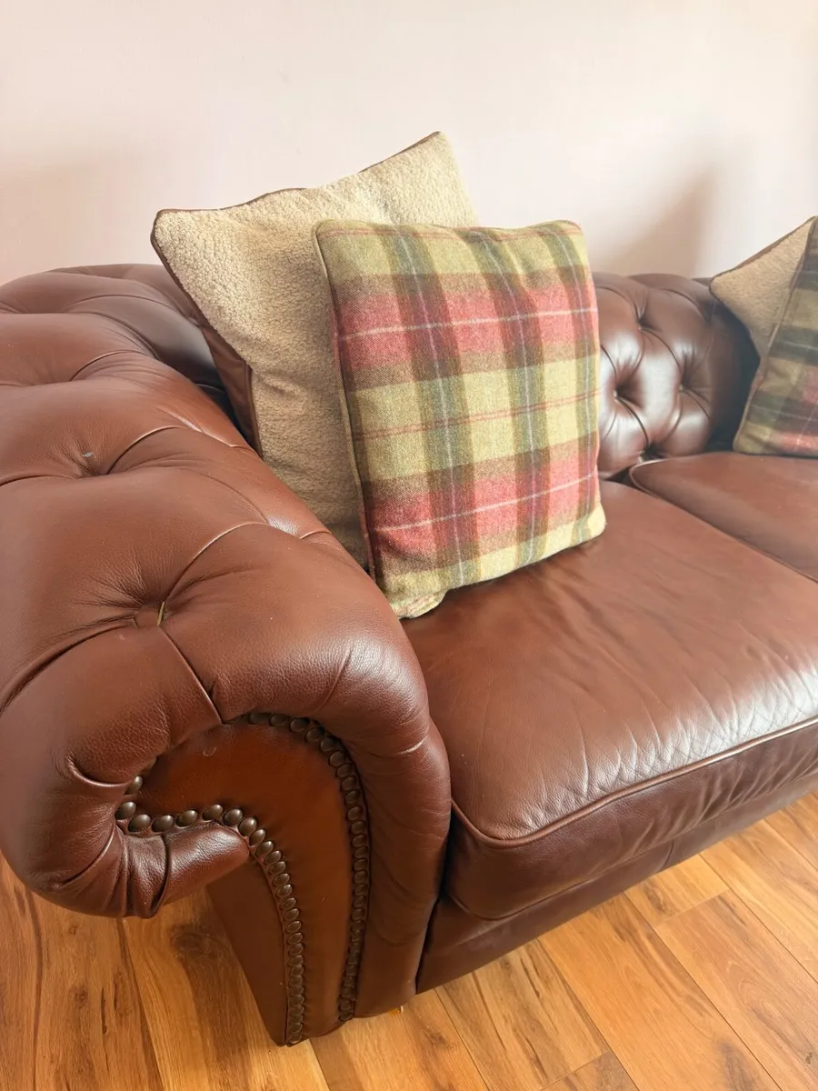 Suite of furniture - Image 4