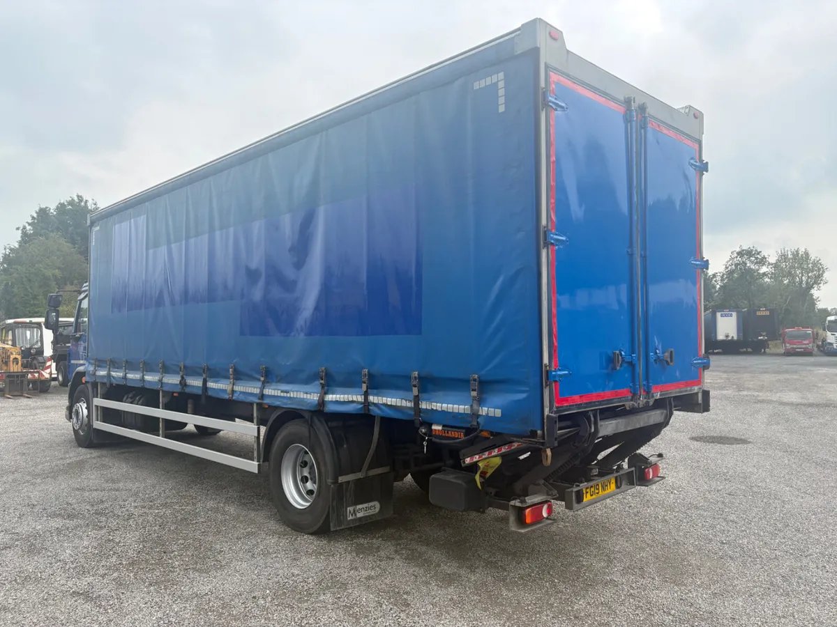 2019 DAF LF 290 26Ft Curtainside - Image 4