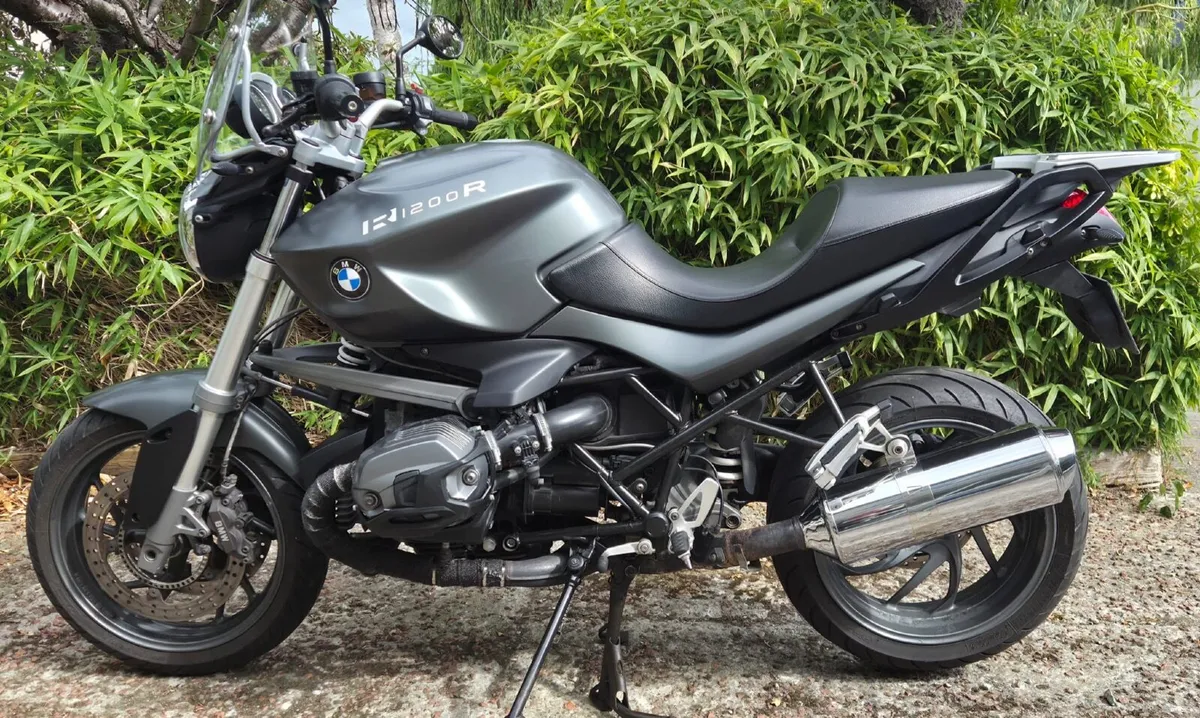 BMW R1200R 2012 - Image 2