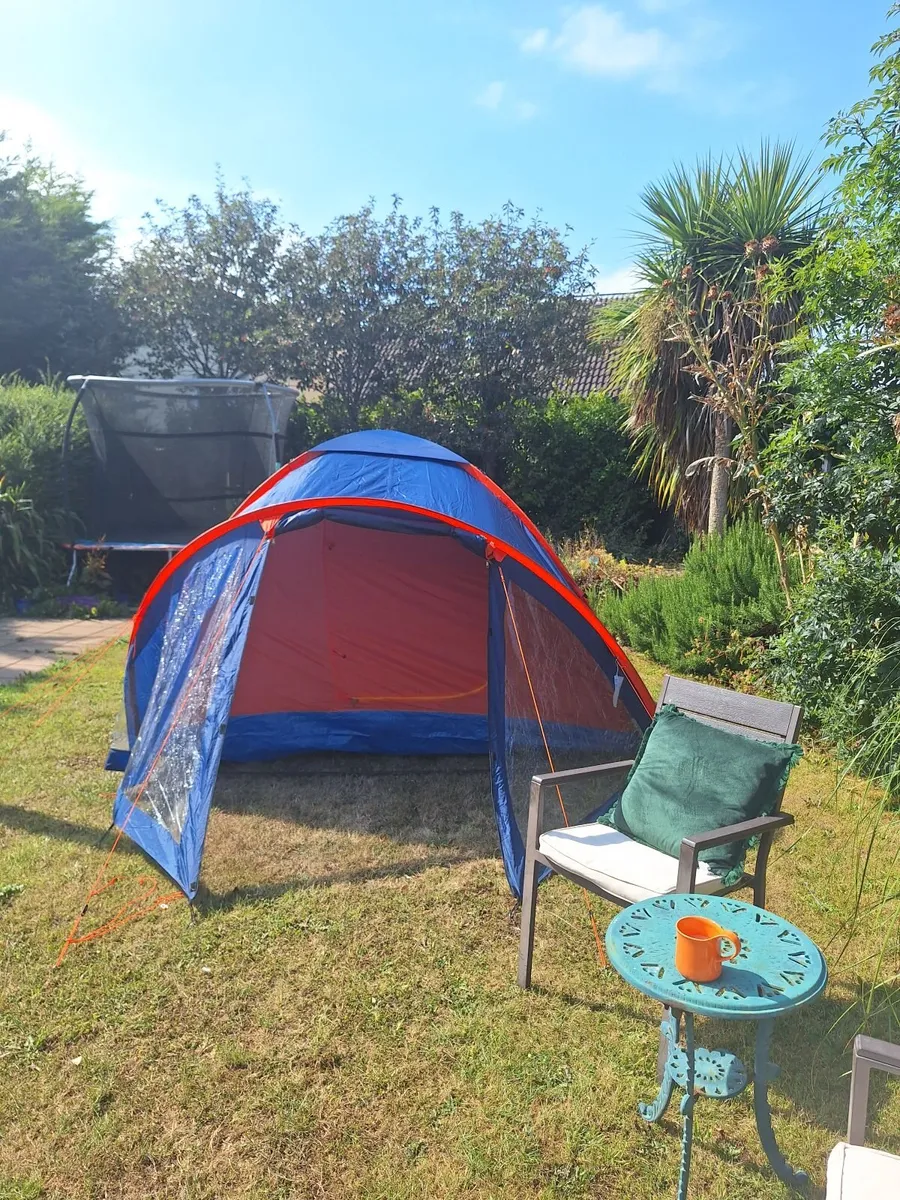 Tent - Image 1