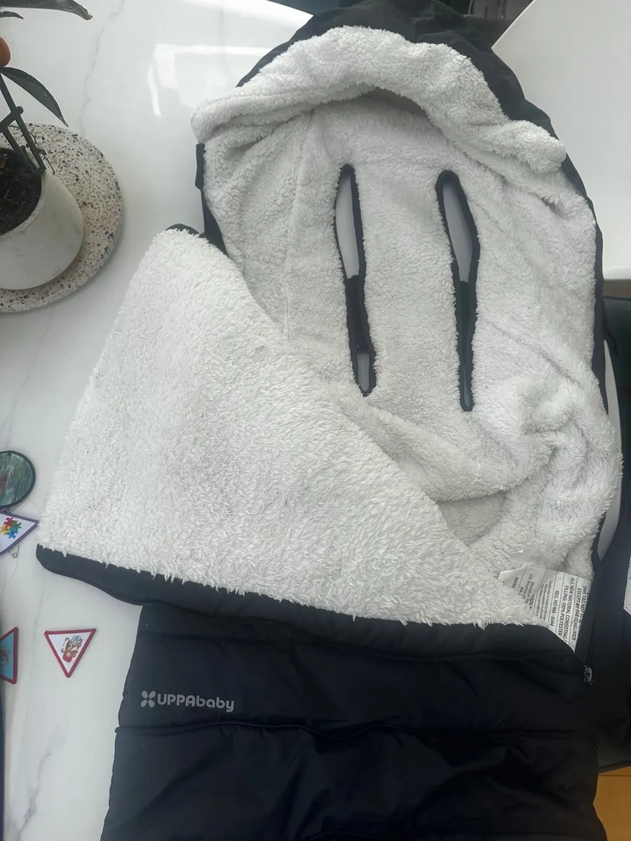 Uppababy Ganoosh in Jake - Image 2