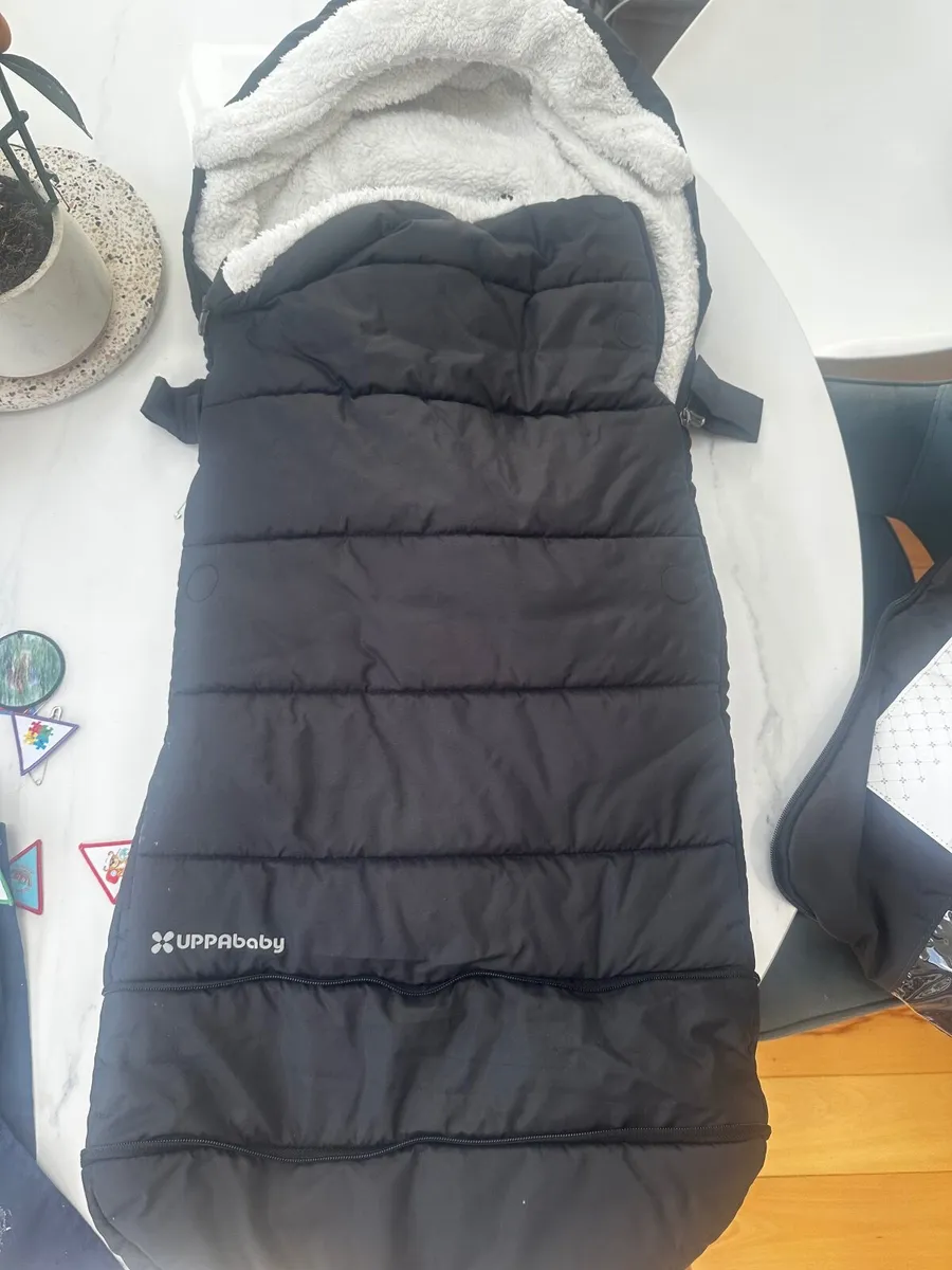 Uppababy Ganoosh in Jake - Image 1
