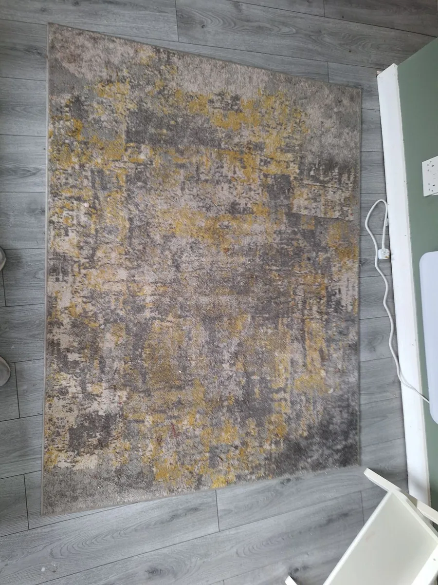 Rug