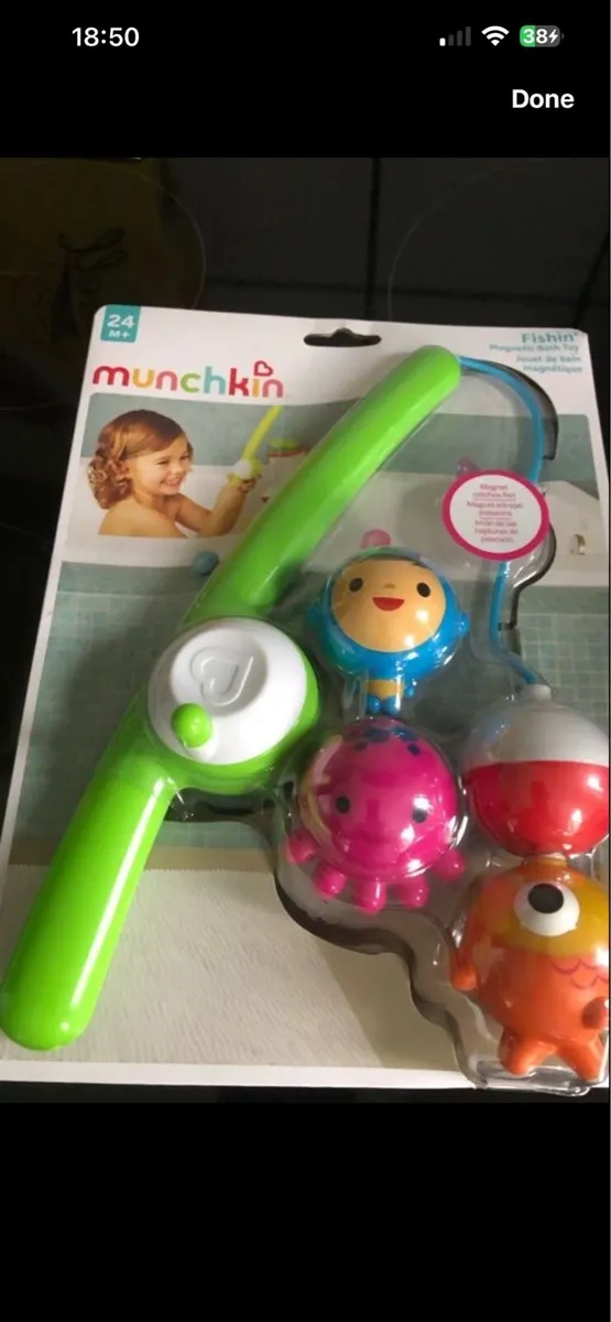 Child’s bath toy €8 - Image 1