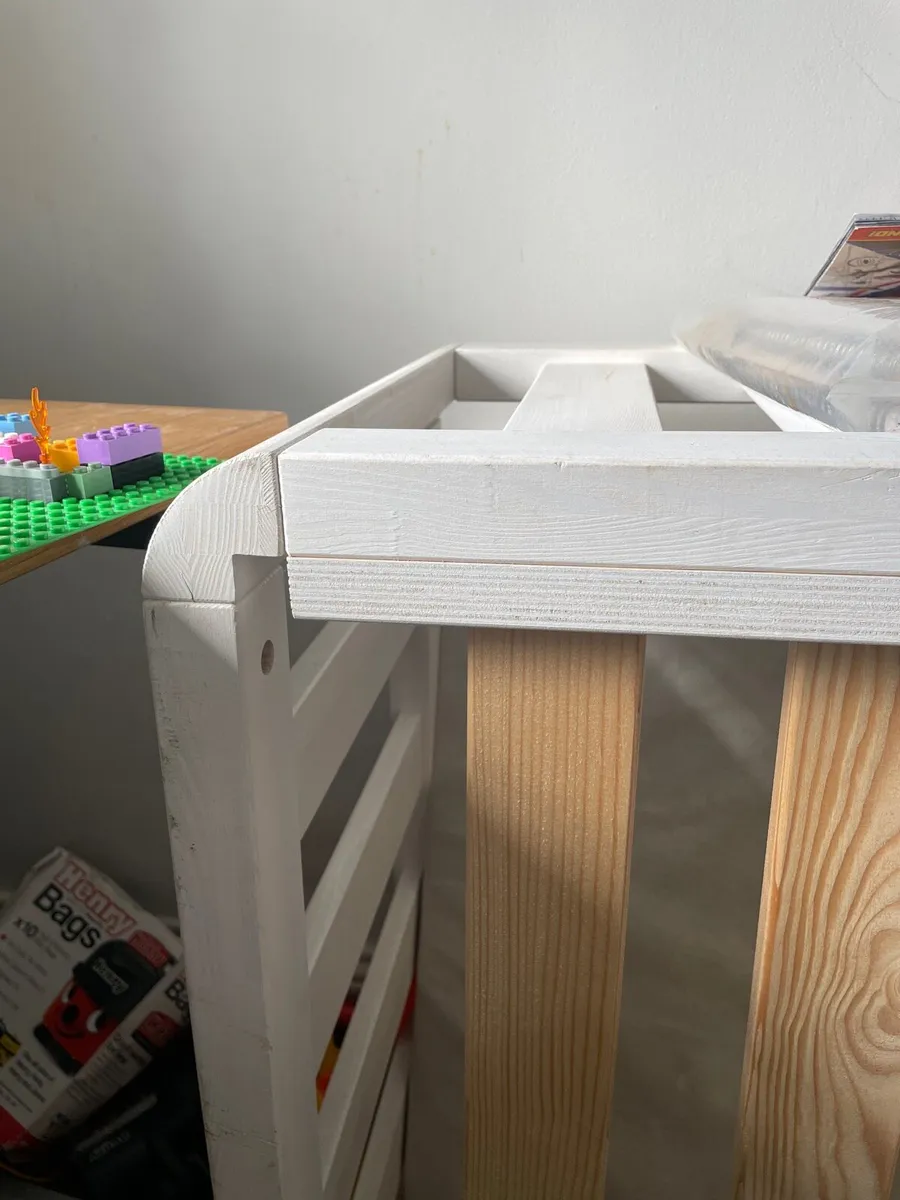 Montessori floor bed