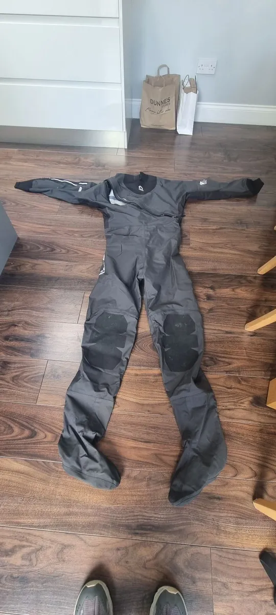 Typhoon Ezeedon Dry suit - Image 4