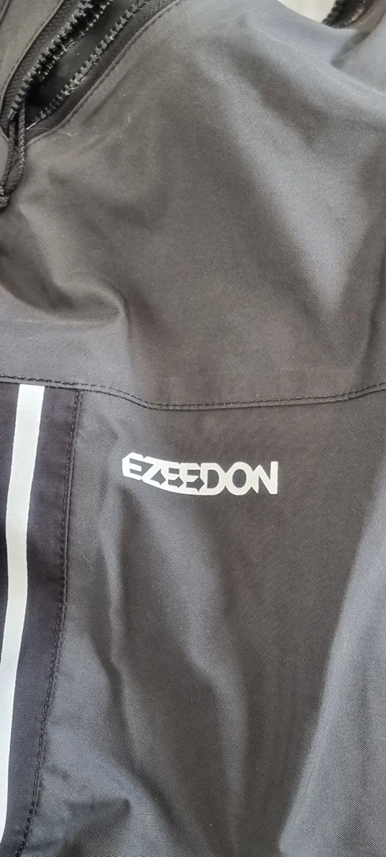 Typhoon Ezeedon Dry suit - Image 1
