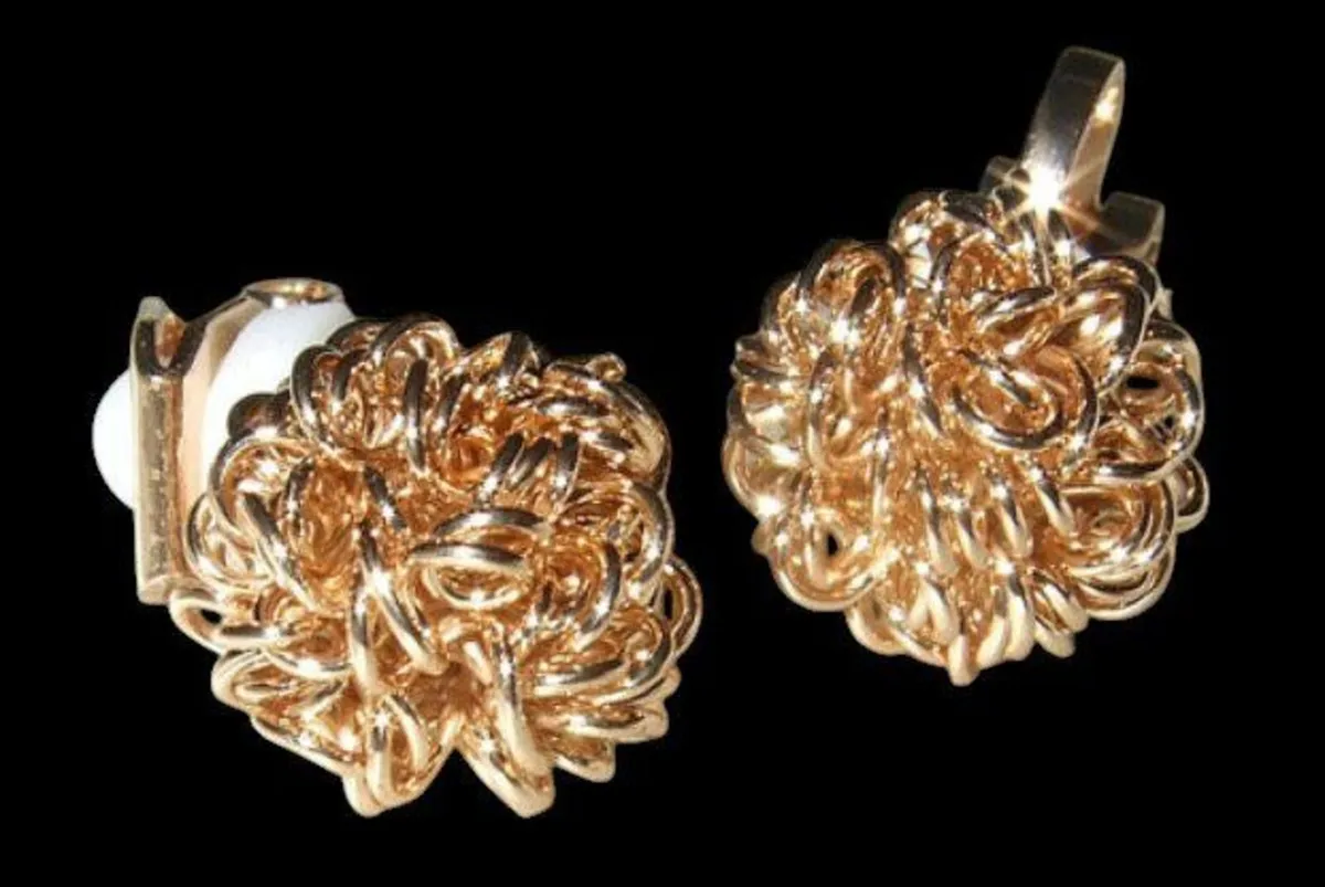 Vintage Harrods Clip-On Earrings – Unworn / New - Image 2