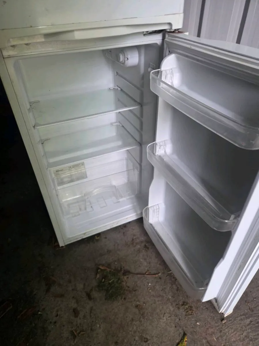 Fridge - Image 3