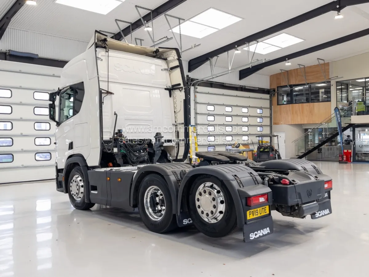2019 (19) SCANIA R Series R450 Highline 6X2 - Image 4