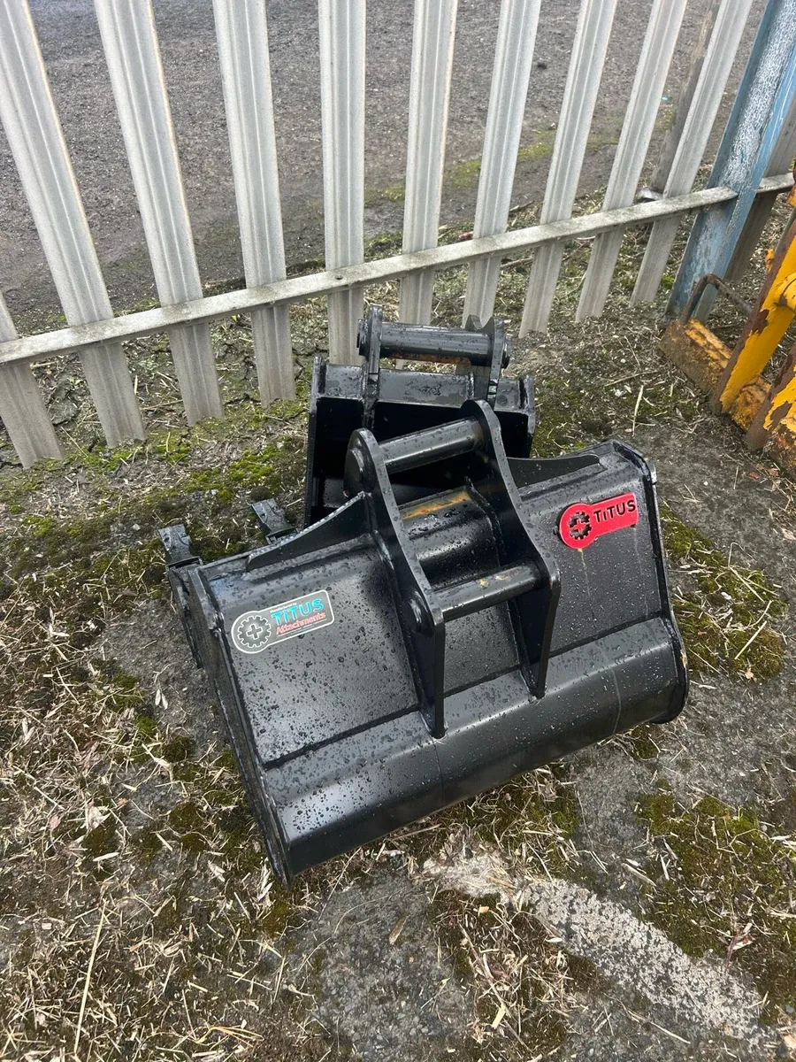 Hitachi ZX26 - Image 4