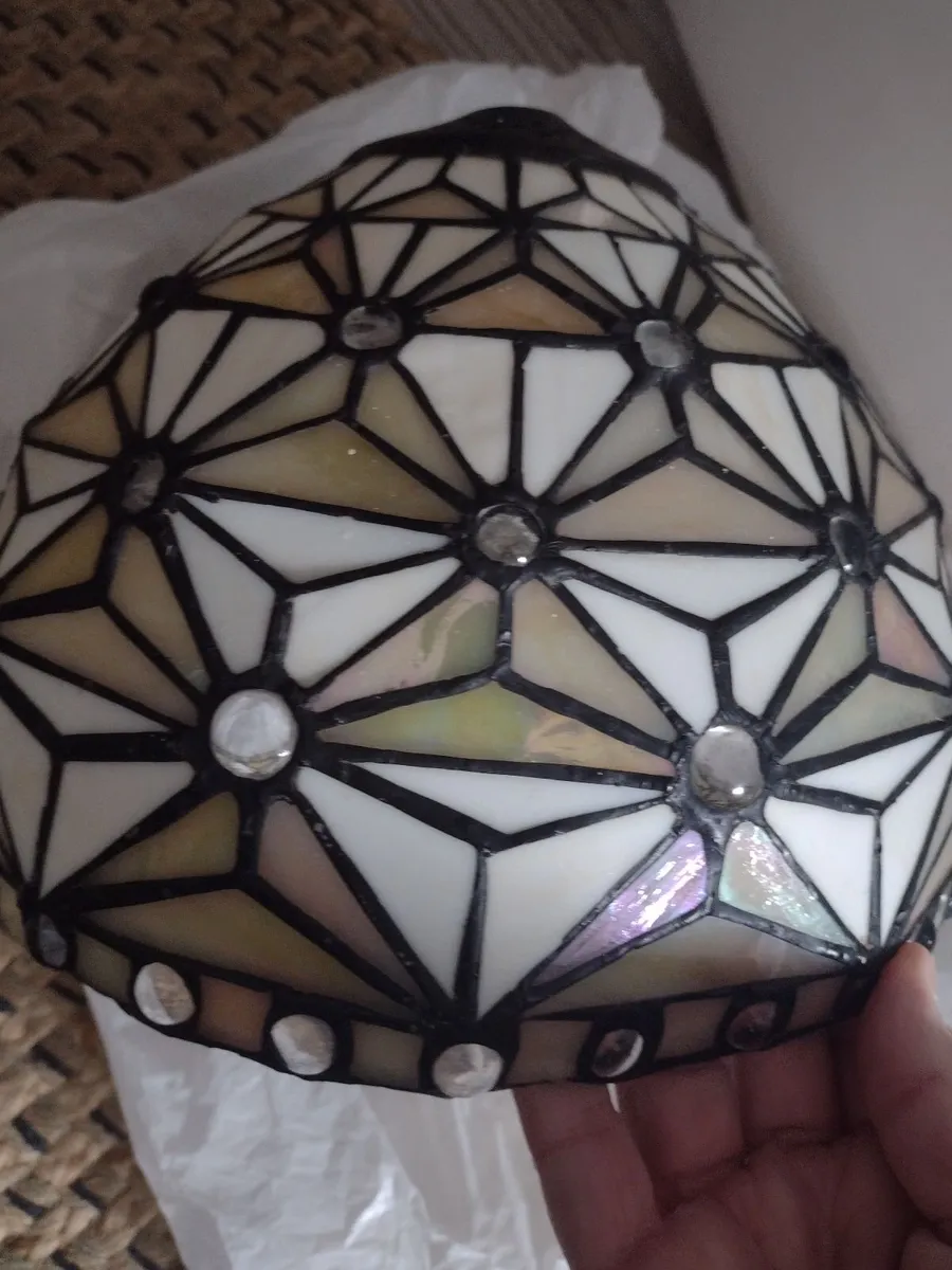 Heavy Tiffany lamp shade - Image 3