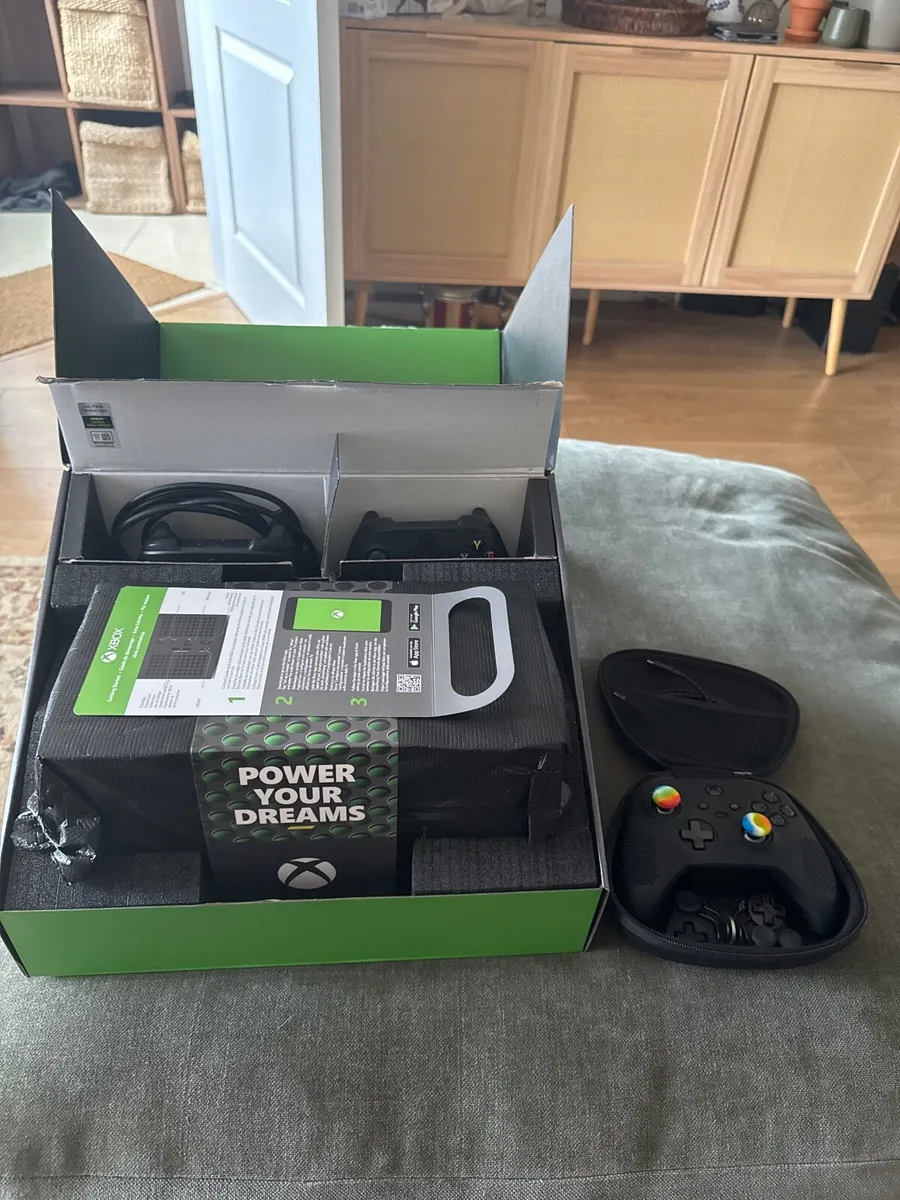Xbox X Series - Image 2