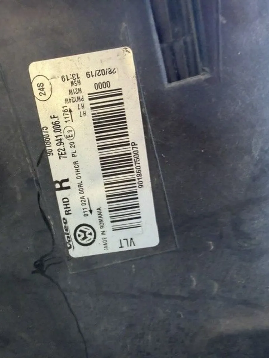 VW Transporter Right Head Light off 2019 Model - Image 2