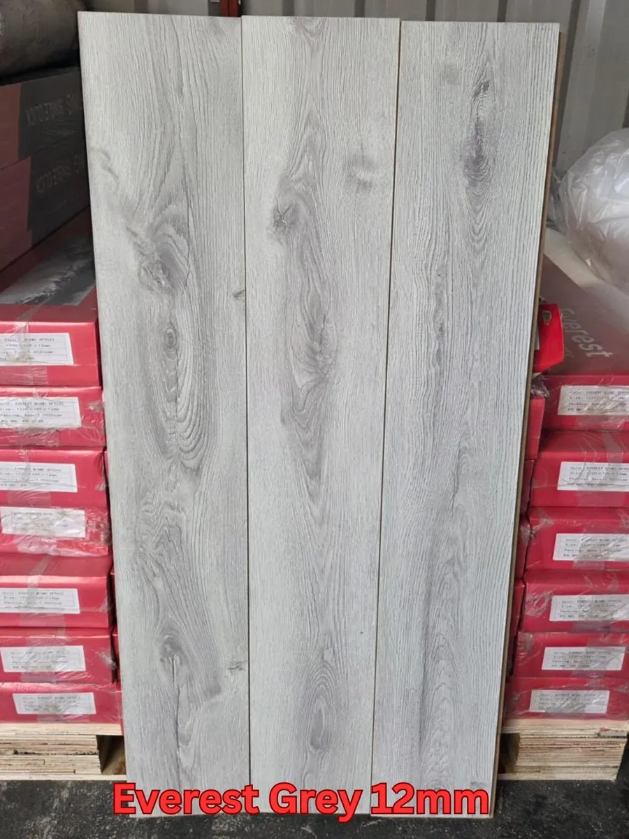 New 8mm & 12mm Laminated Flooring - Image 2