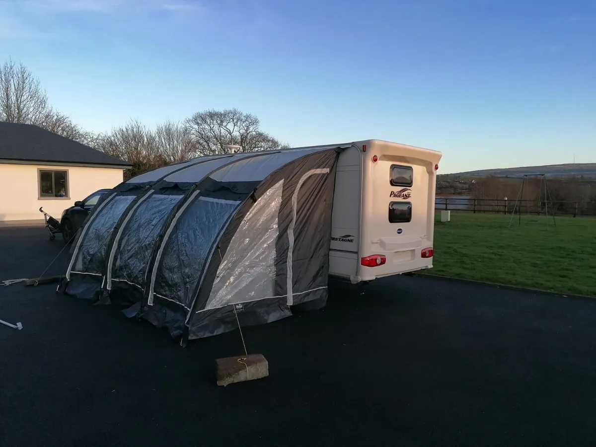 Caravan awning - Image 2