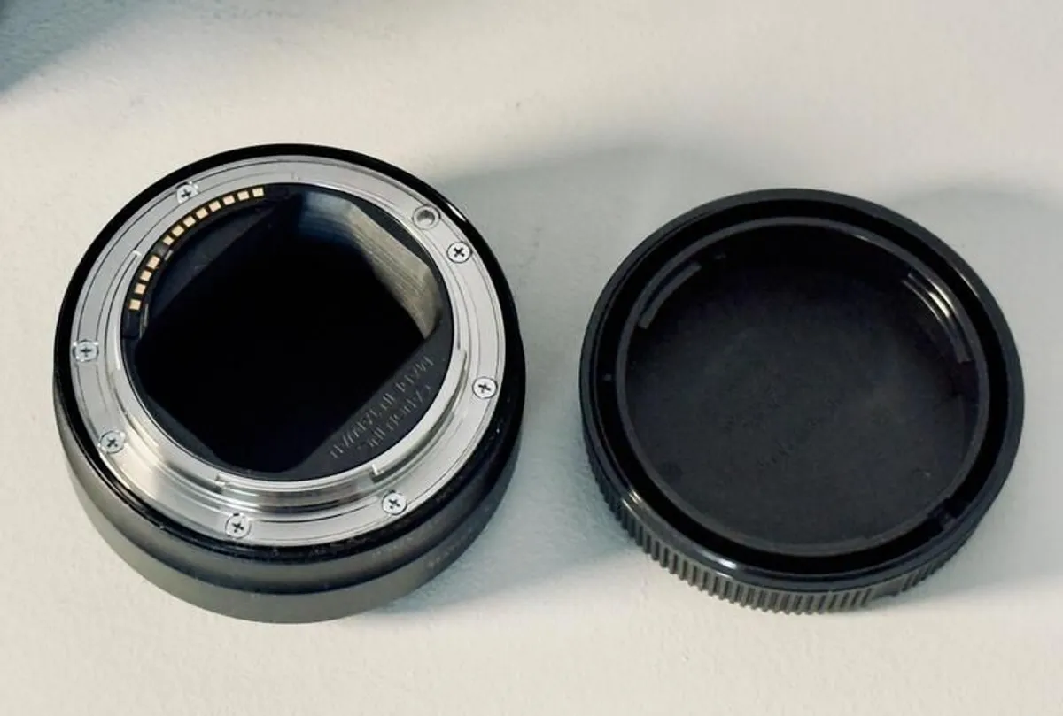 Genuine Canon Mount Adapter EF-EOS R - Excellent Condition (Boxed) - Image 3