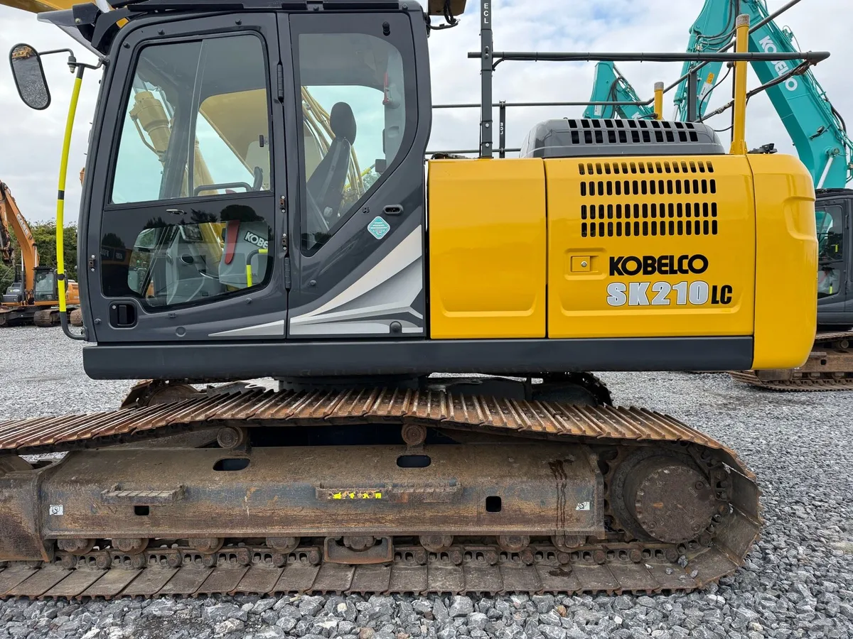 KOBELCO SK210LC-11 2021 - Image 3