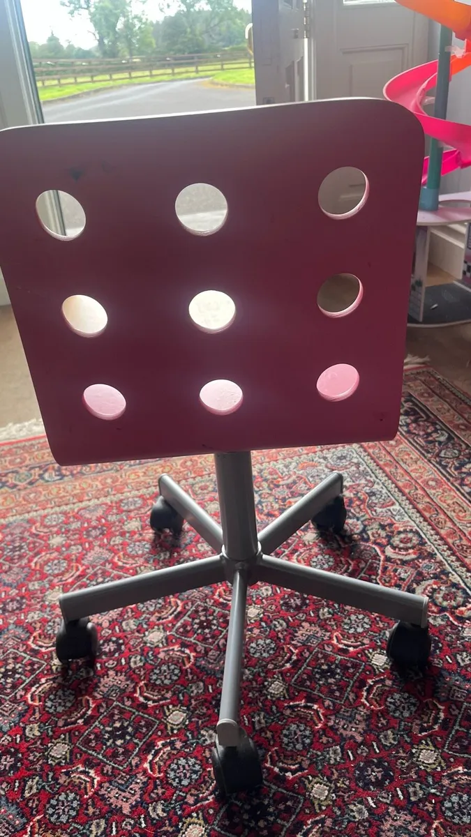 Kids swivel chair - Image 2