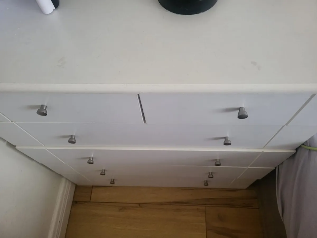 White Chest of Drawers – 6 Drawers —78*40 - Image 3