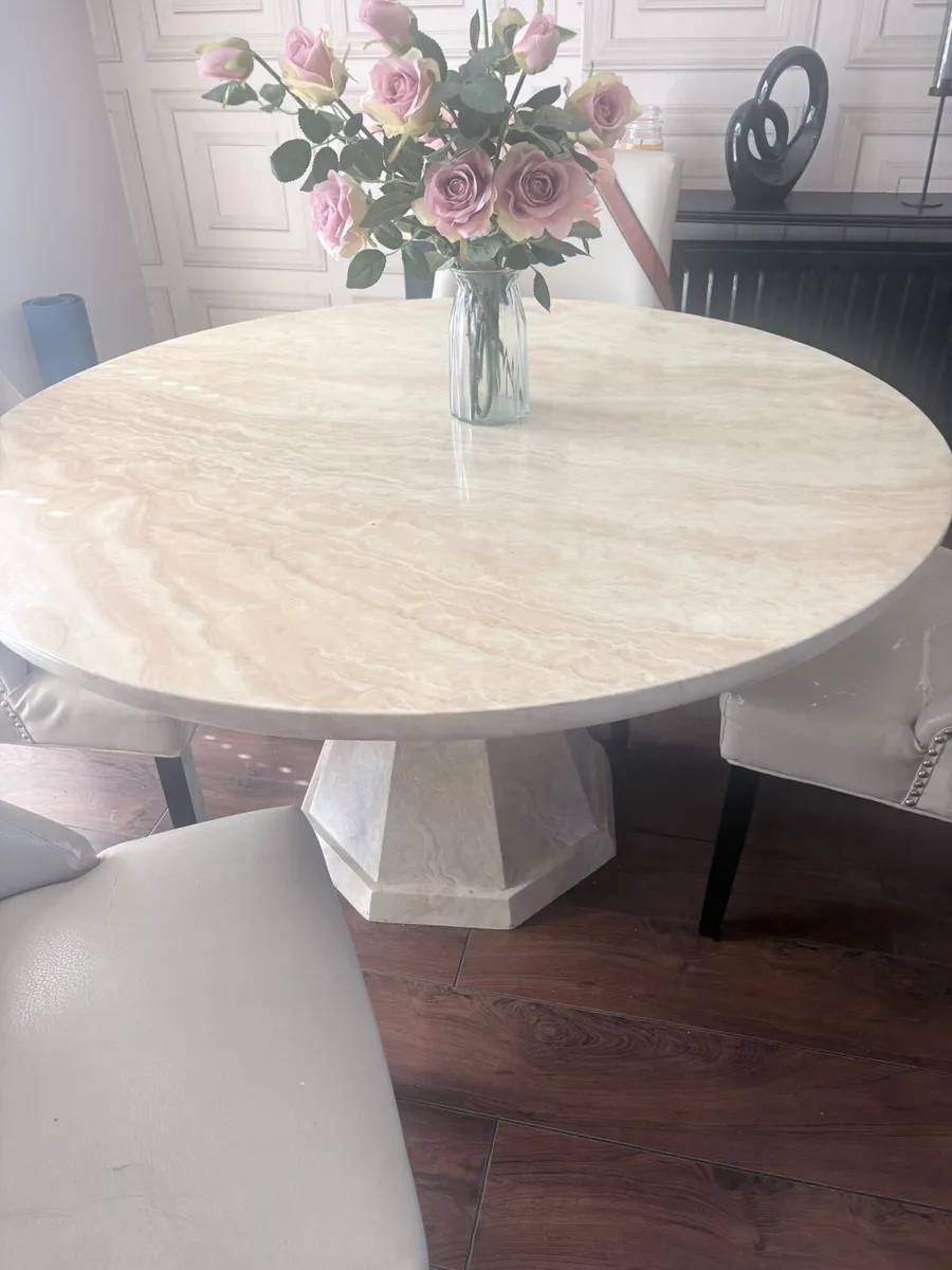 Dinning table - Image 2