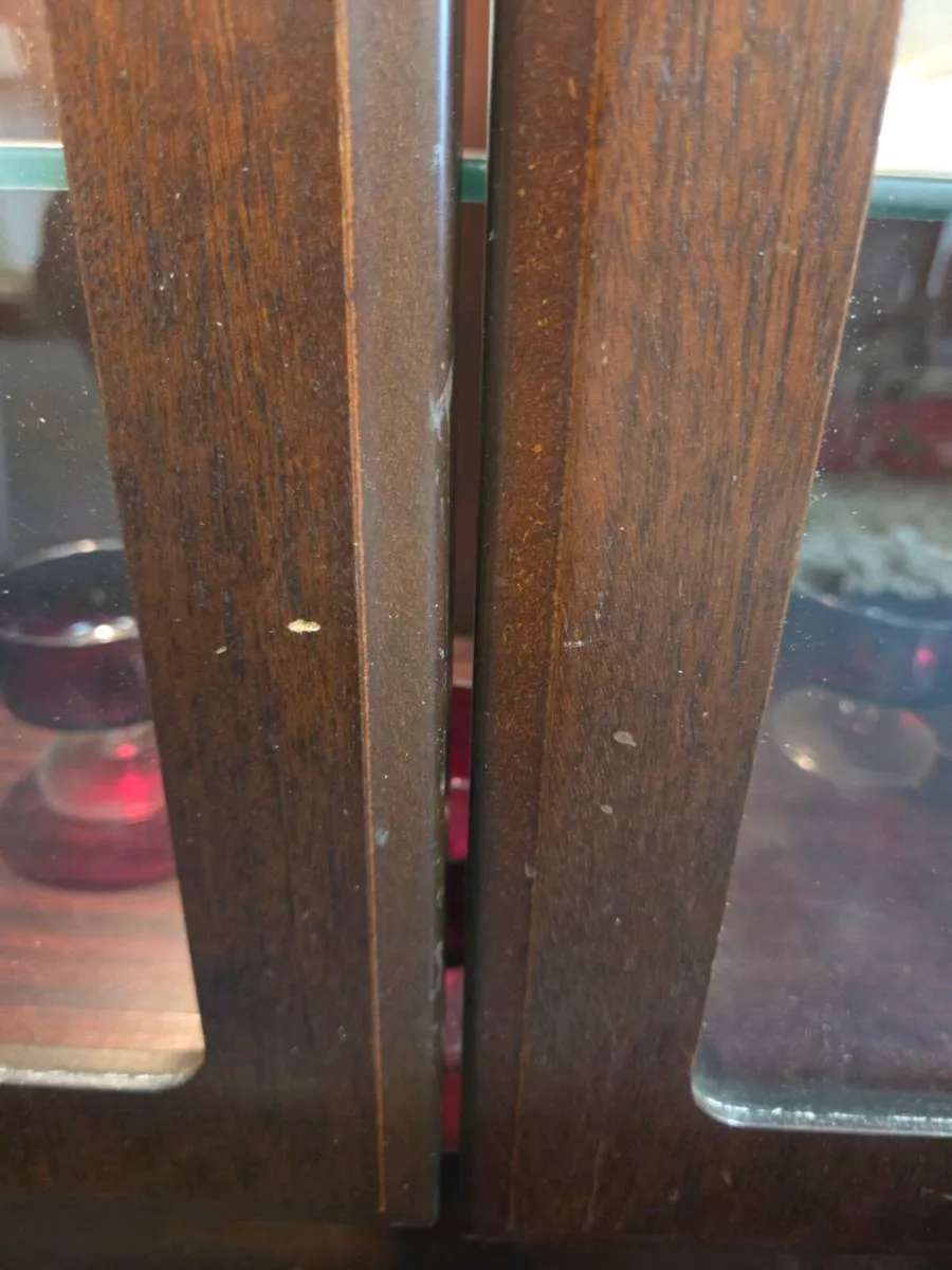 Mahogany unit 2 glass doors - Image 3