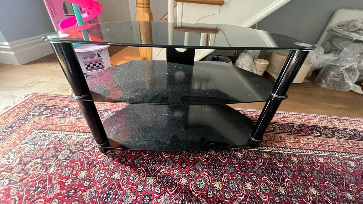 Tv stand - Image 1