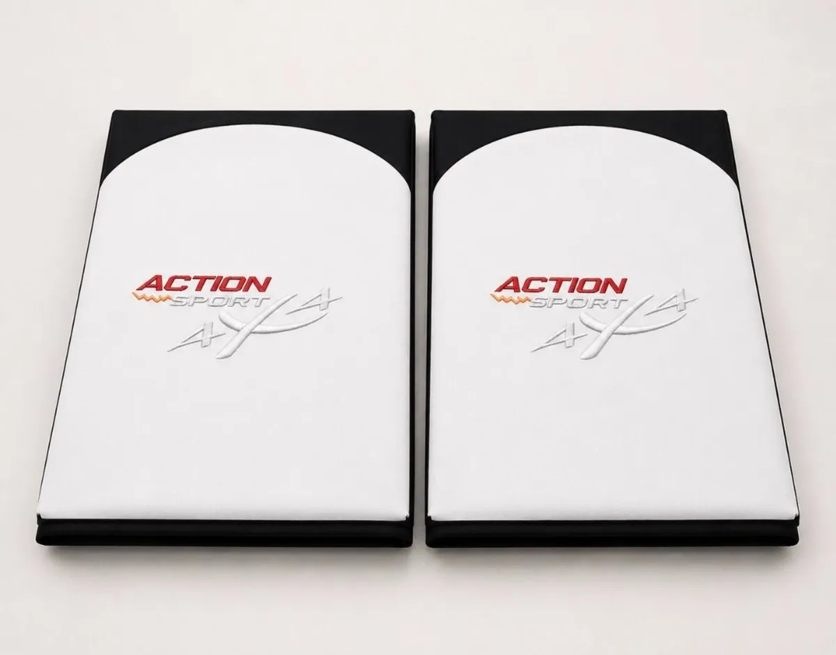 ACTION SPORT 4×4 HEAVY DUTY SEAT COVERS – WHITE - Image 1