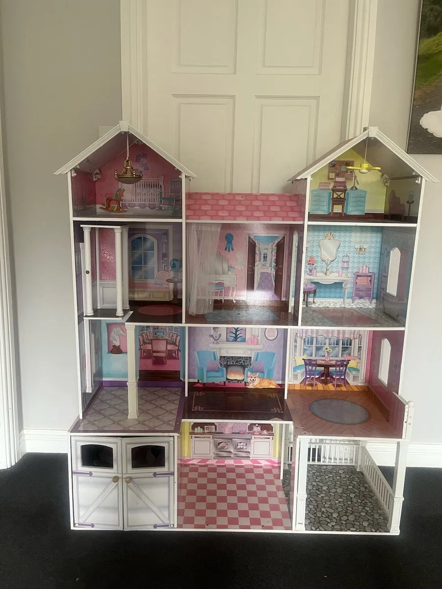 Dolls House - Image 1