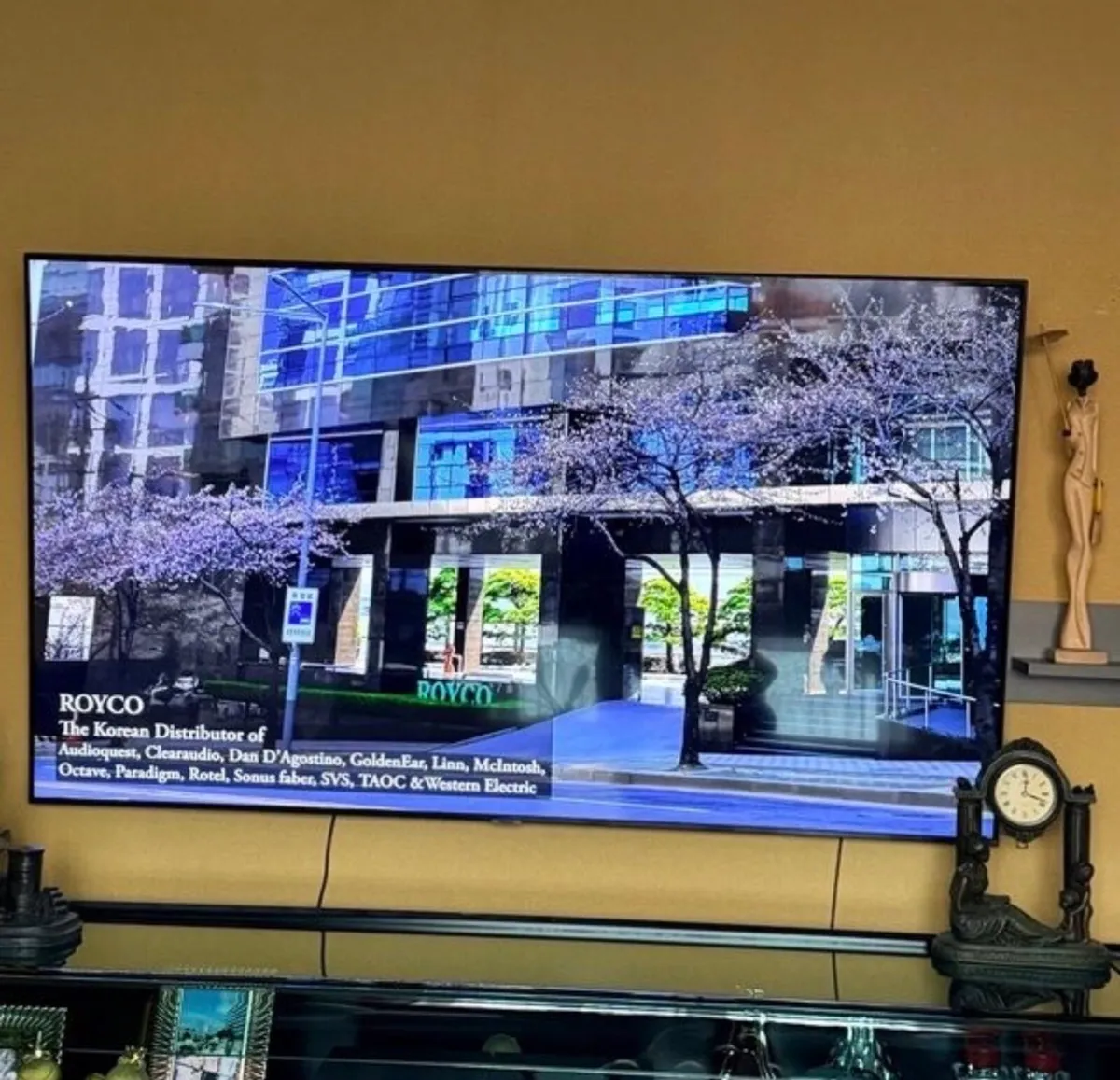 Samsung tv 65’’ - Image 1