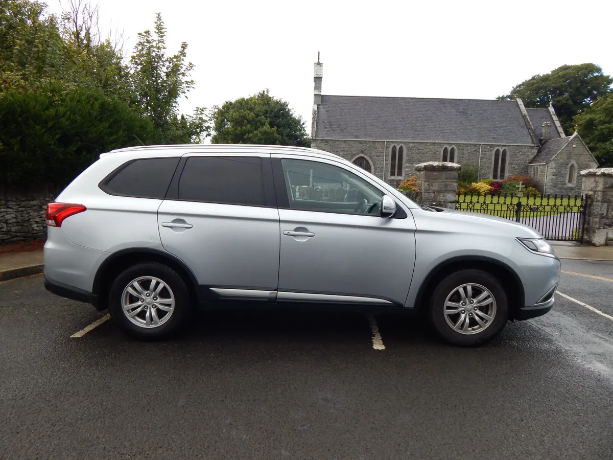 2016 Mitsubishi Outlander 4x4 Comm CVRT 02/27 - Image 2