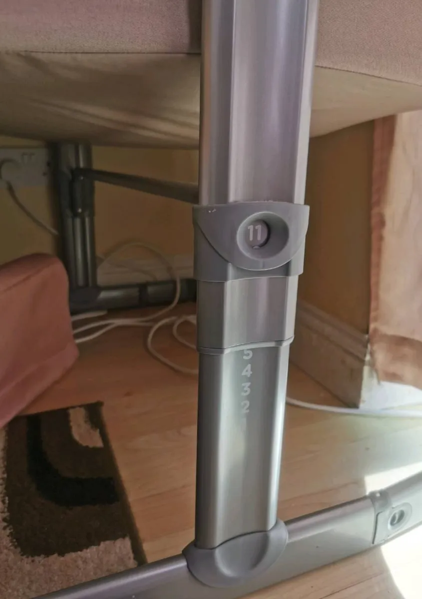 Baby crib - Image 2