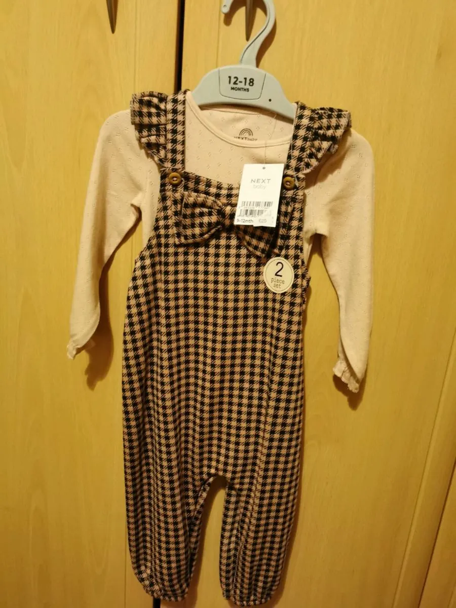 Baby girl romper - Image 1