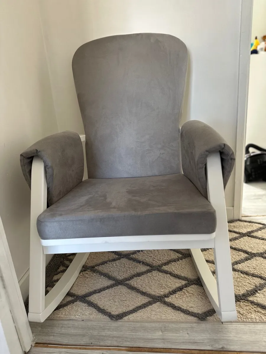 Nursing Chair - Image 3