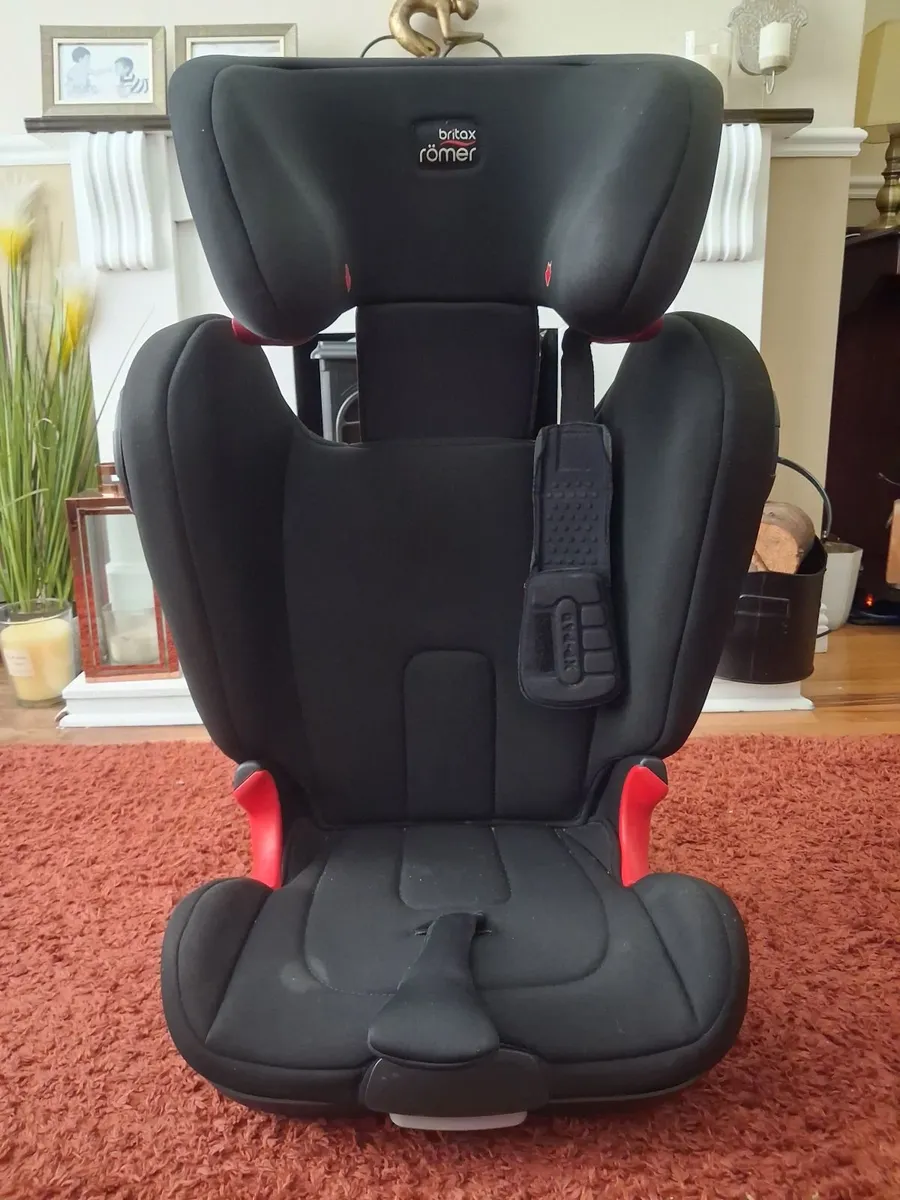 Car Seat - Image 3