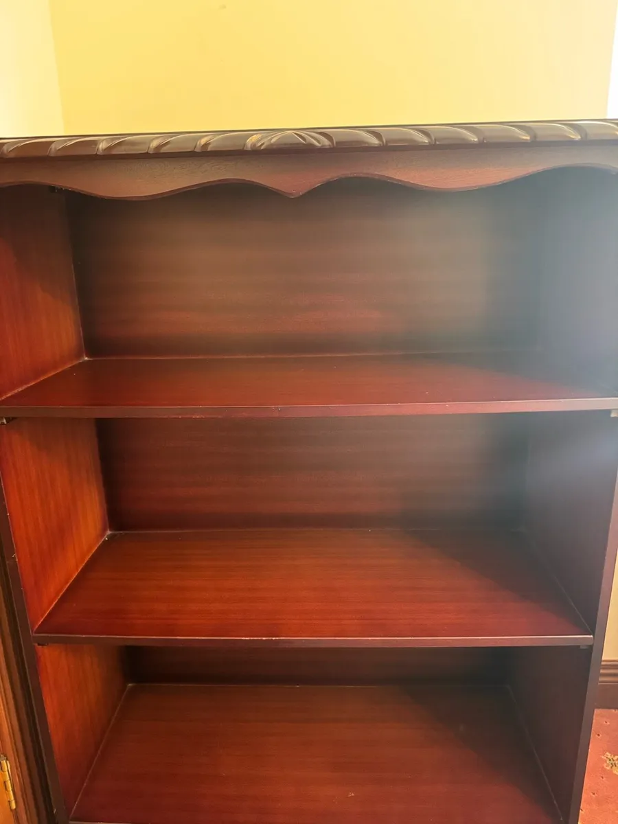 Traditional Wooden Bookcase with drawer - Image 4
