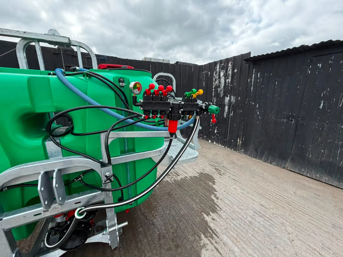 New Tolmet 800L Sprayer Nationwide Delivery - Image 4
