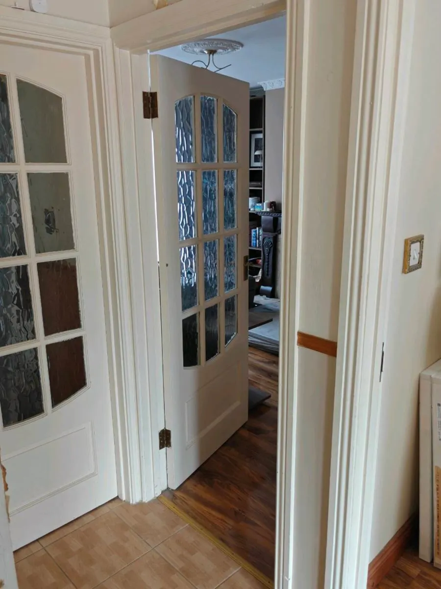 Internal doors with glass 32" - Image 2