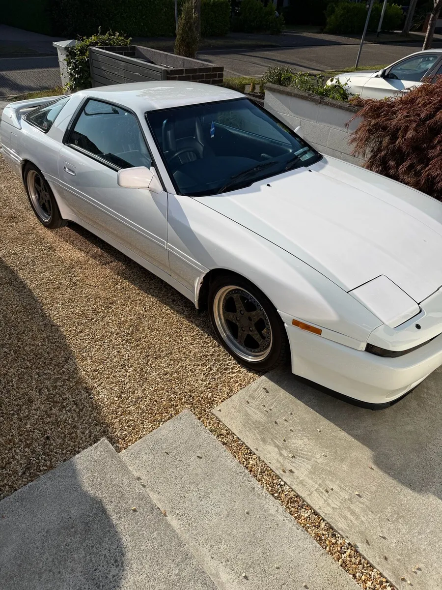 Toyota Supra 3.0 Turbo - Image 1