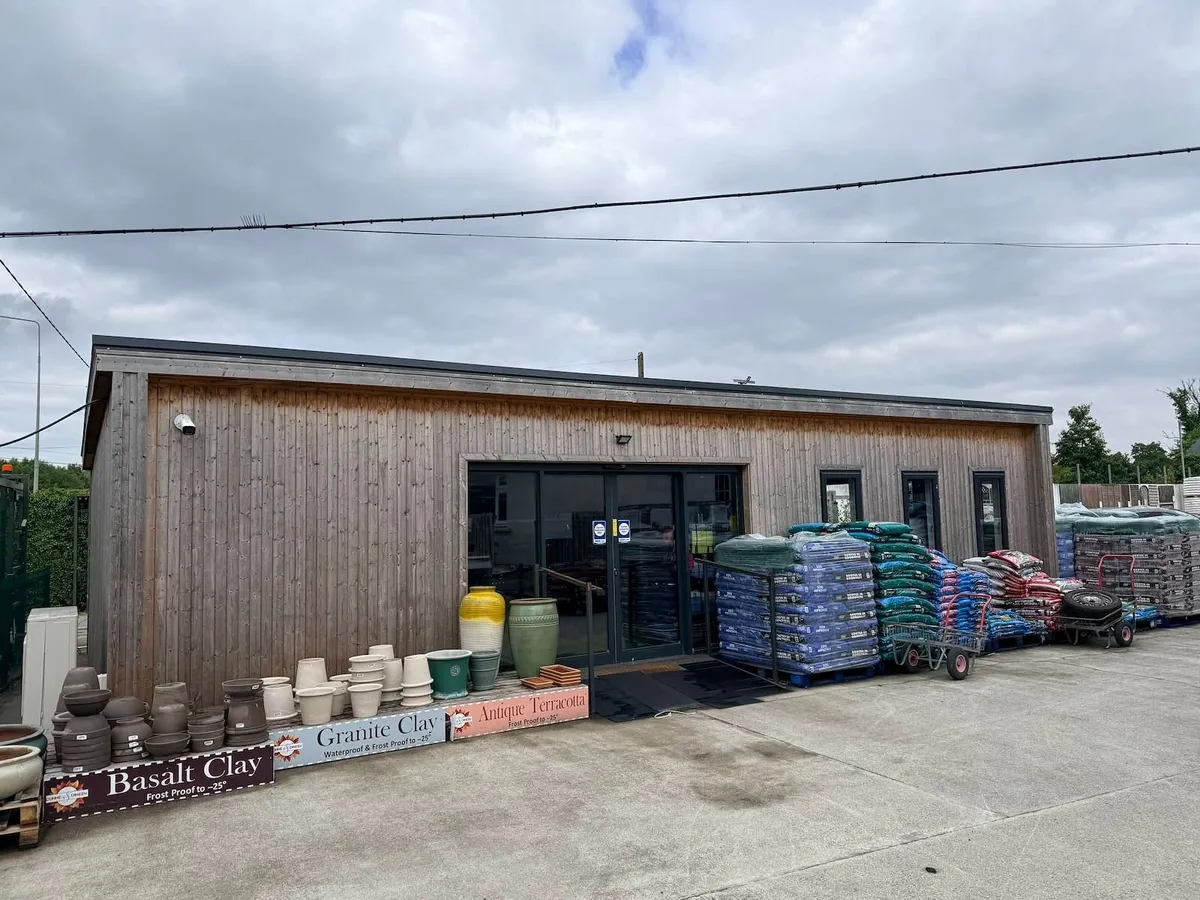 Timber Building - Image 2