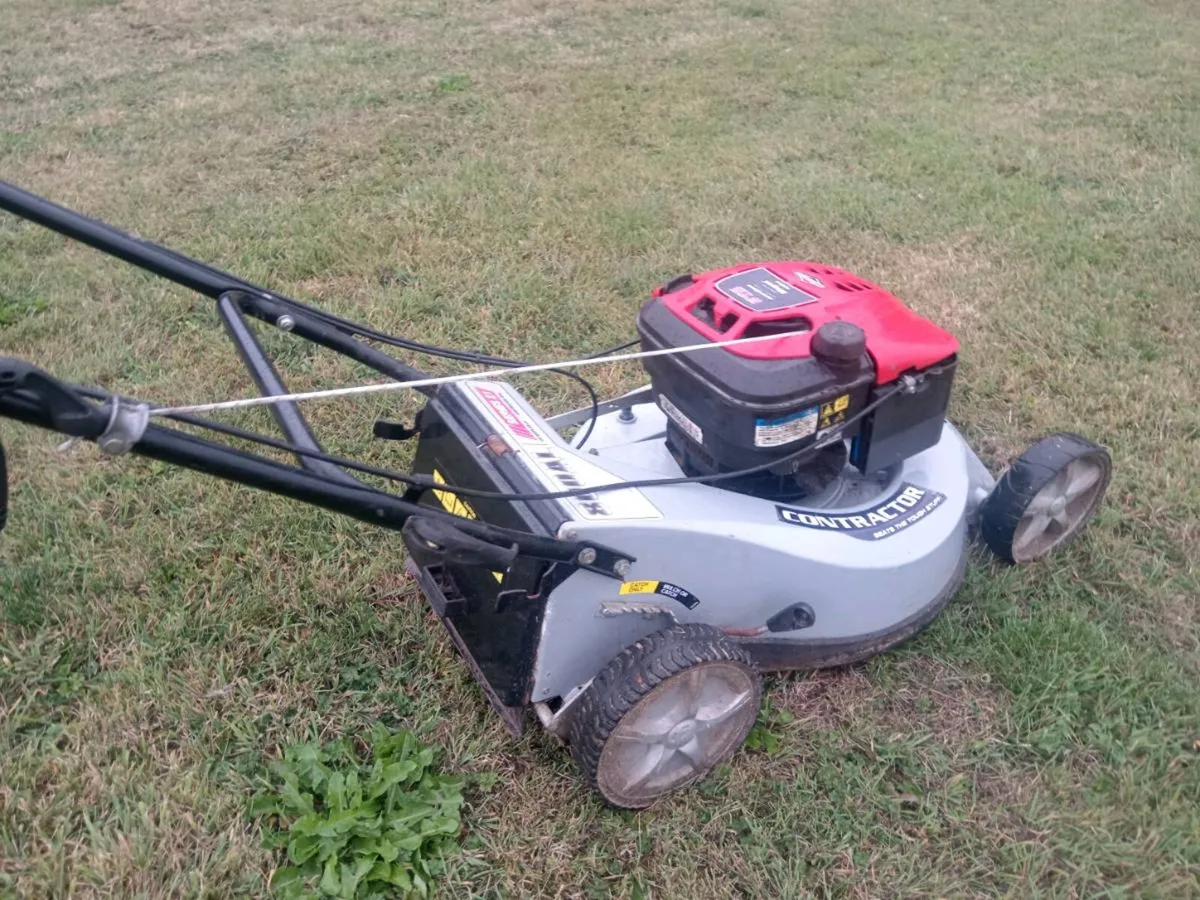 Lawnmowers - Image 3