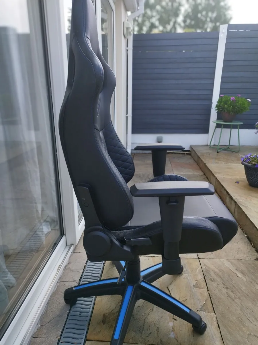 Black Ergonomic Office/Gaming Chair - Image 4