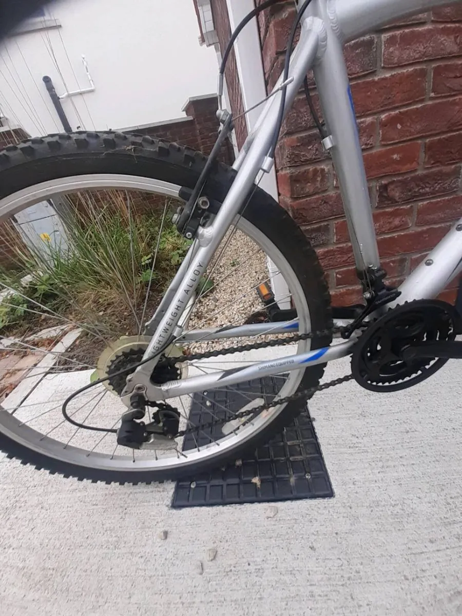 bicycle - Image 2