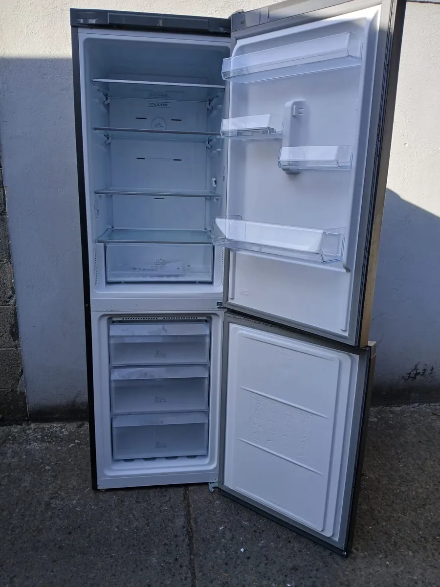 HOTPOINT FRIDGE AND FREEZER - Image 3