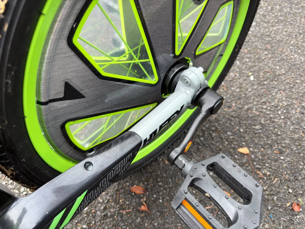Smyths huffy Green Machine - Image 2