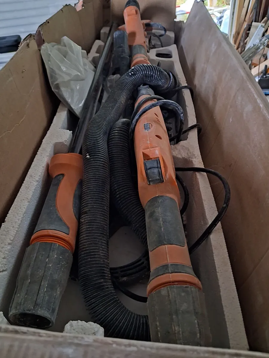 Evolution R225DWS Dry wall sander - Image 1