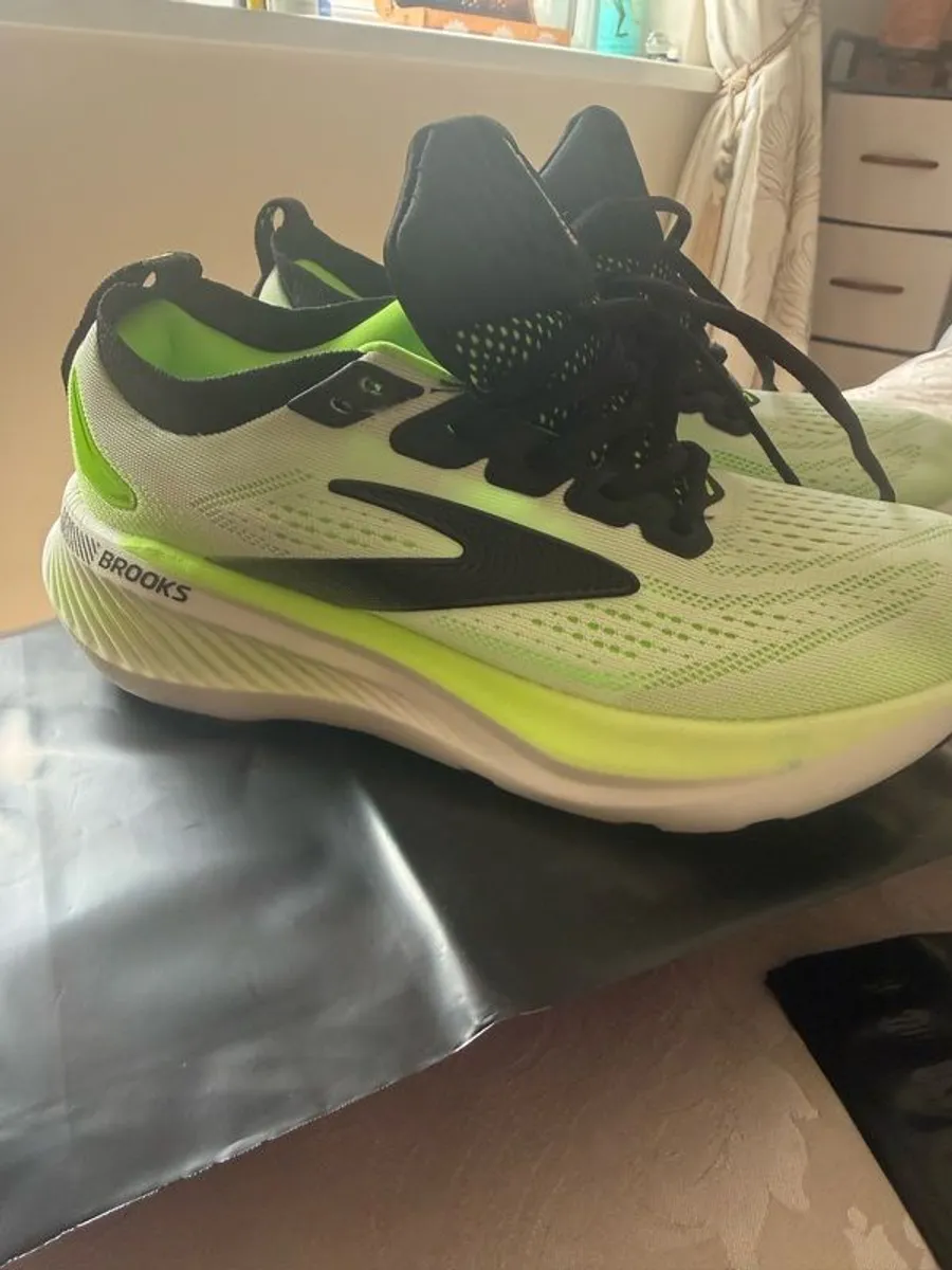 Brooks Glycerin 23 GTS (replica) - Image 1