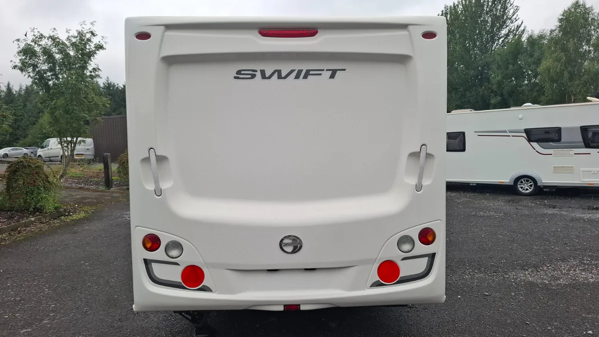 Swift Challenger Fixed Bed Caravan - Image 4