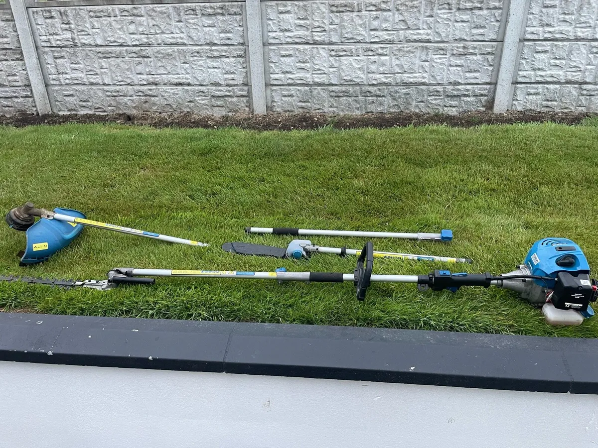 Garden multi tool - Image 1
