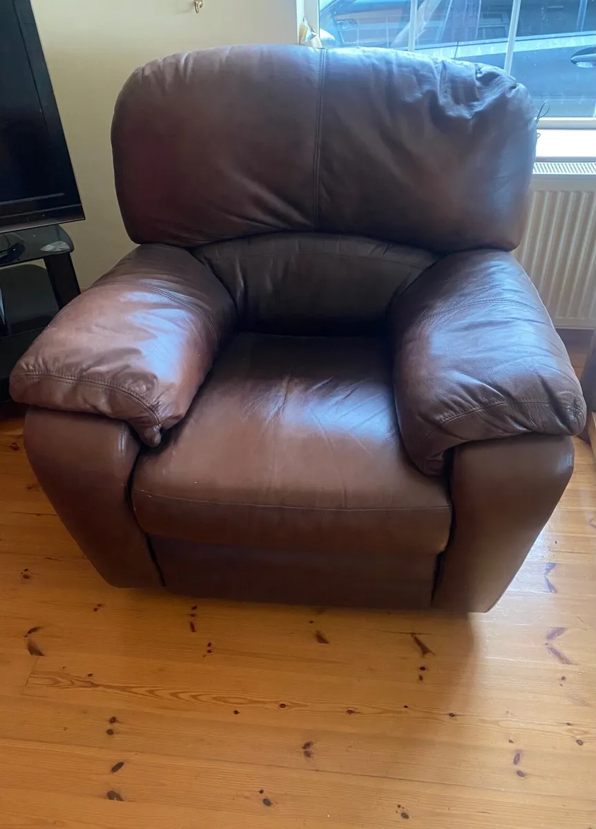1 seater leather